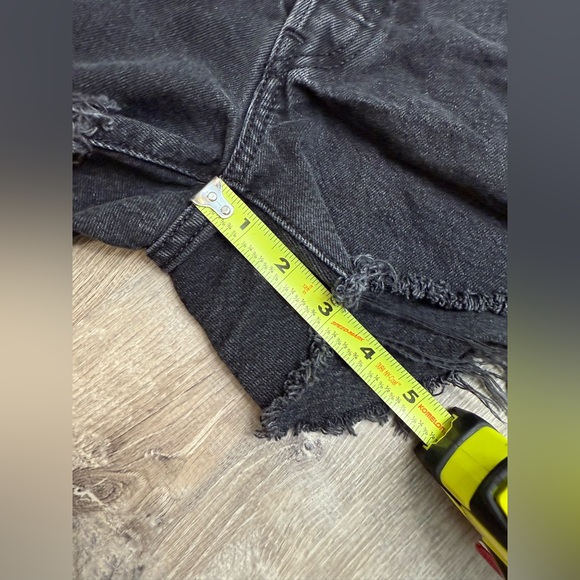 Levis 501 Shorts Size 24 - Picture 6 of 9